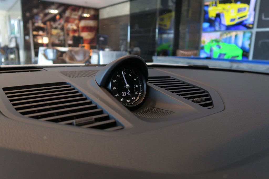 Used 2022 Porsche 911 Carrera image 21