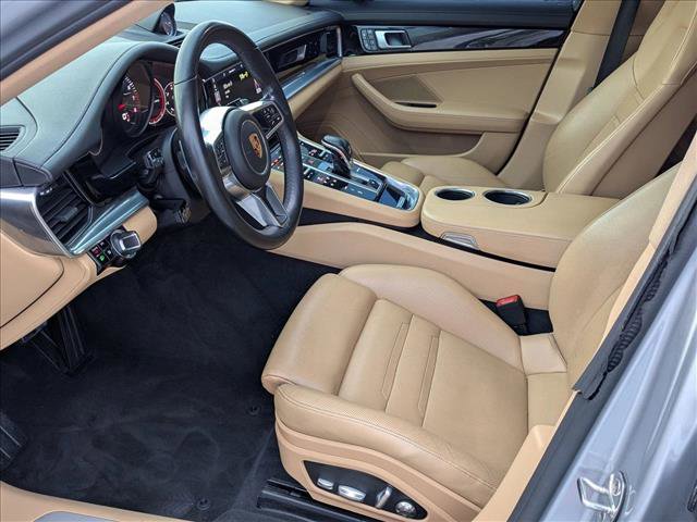 Used 2018 Porsche Panamera 4 image 17