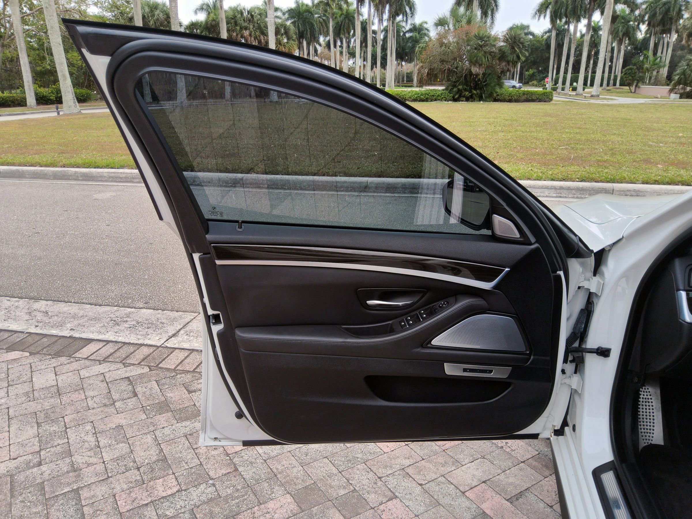 Used 2014 BMW M5 image 18