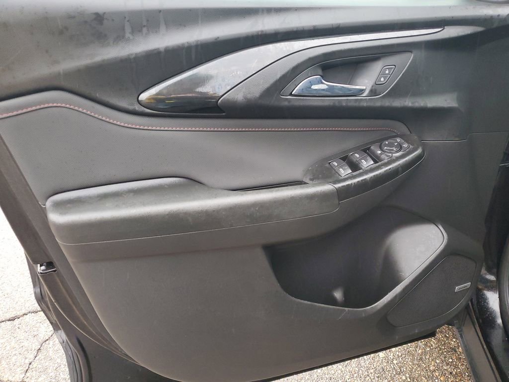 Used 2021 Chevrolet TrailBlazer RS w/ Technology Package image 26