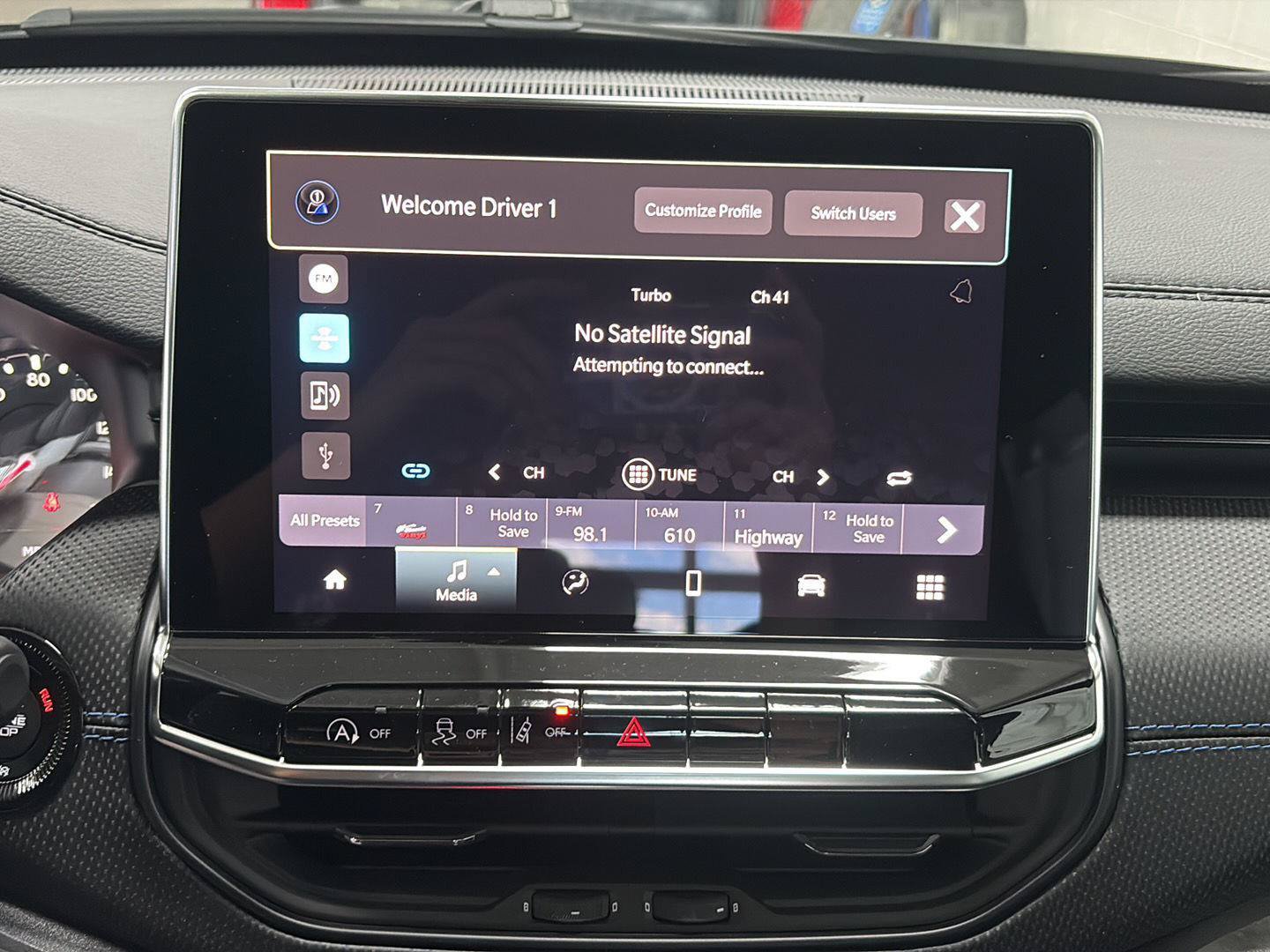 New 2026 Jeep Compass Latitude AWD/4WD image 13