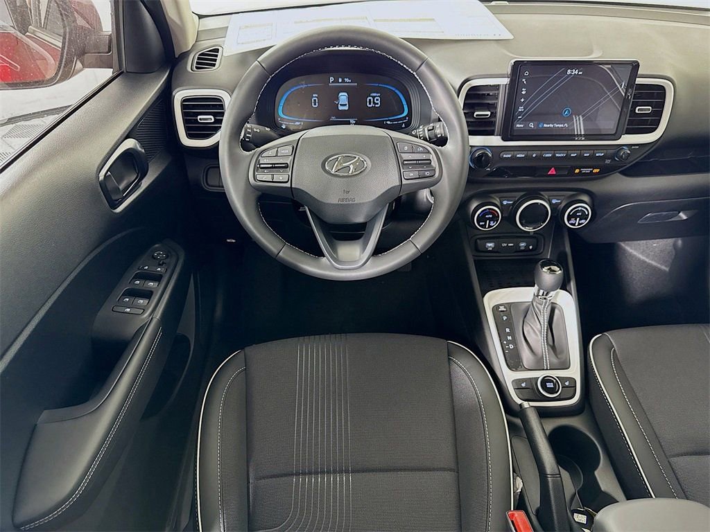 New 2025 Hyundai Venue Limited image 15