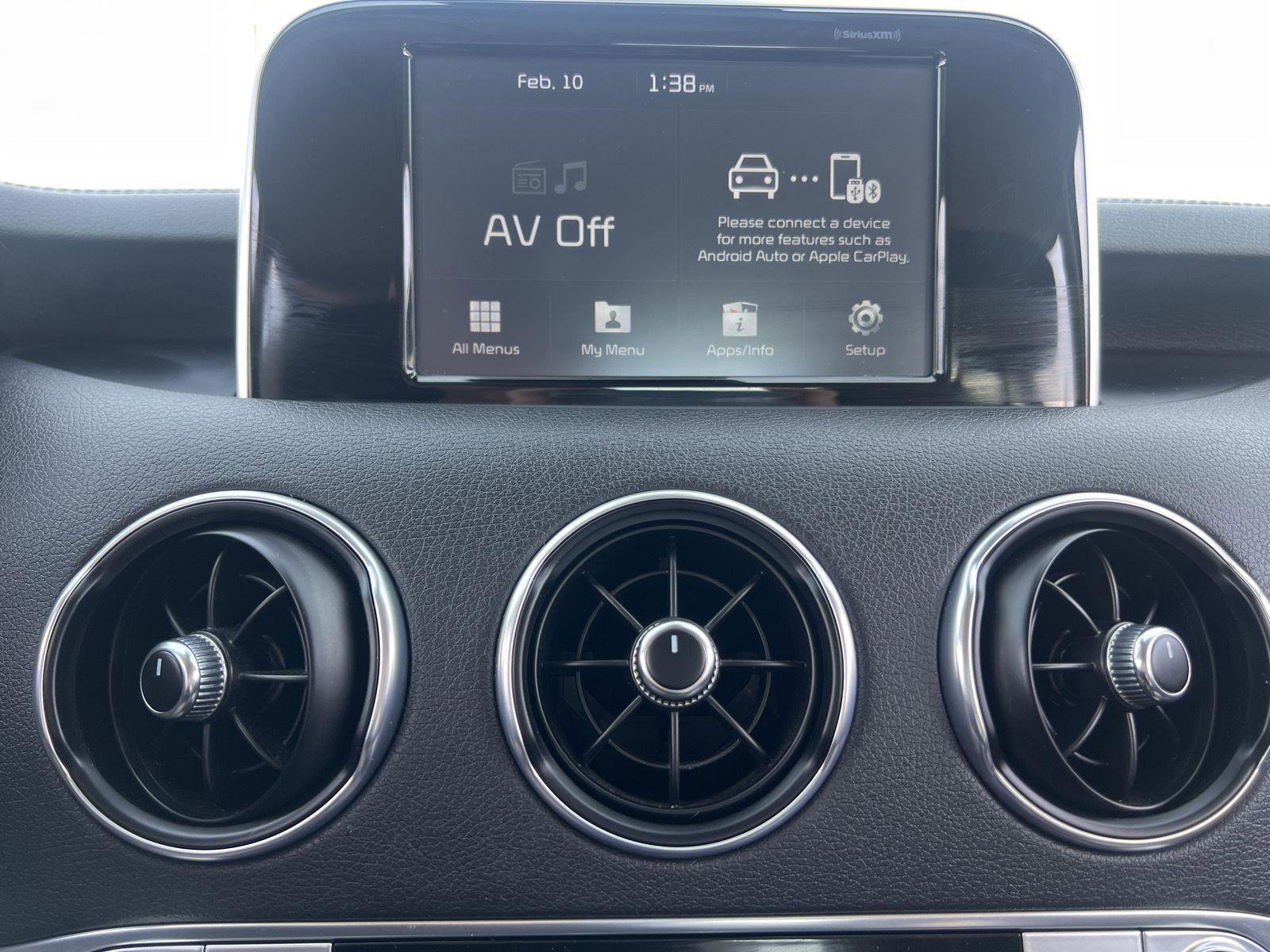 Used 2018 Kia Stinger image 9