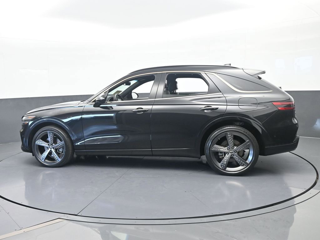 Used 2022 Genesis GV70 2.5T w/ Sport Prestige Package AWD/4WD image 3