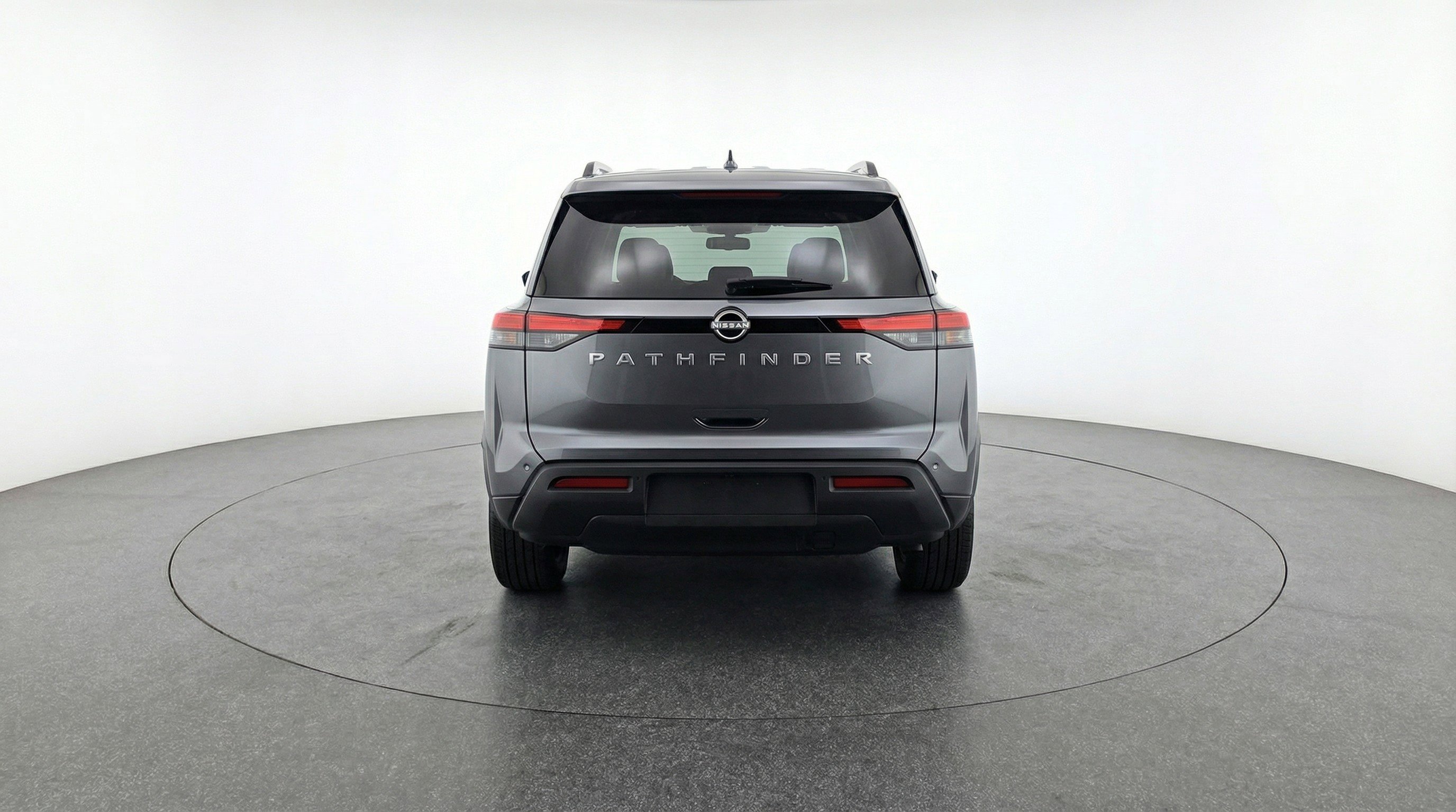 Used 2025 Nissan Pathfinder SV image 7