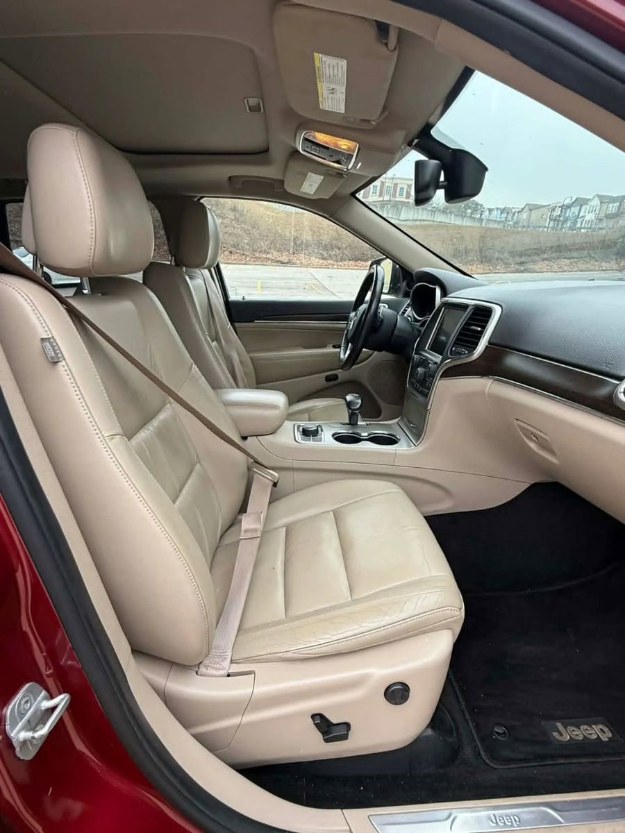 Used 2014 Jeep Grand Cherokee Limited AWD/4WD image 10