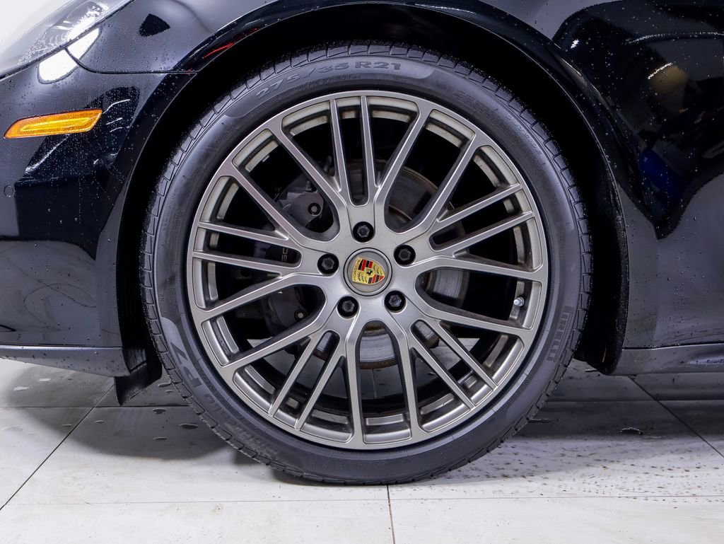 Certified 2023 Porsche Panamera 4 Platinum Edition w/ Assistance Package image 28