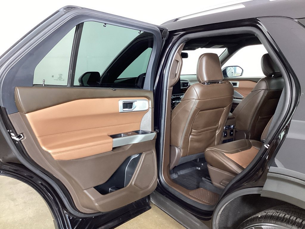 Certified 2021 Ford Explorer King Ranch w/ Premium Technology Package AWD/4WD image 29