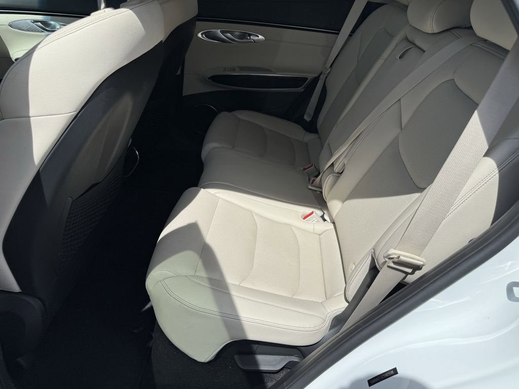 Used 2025 Genesis GV70 2.5T image 23