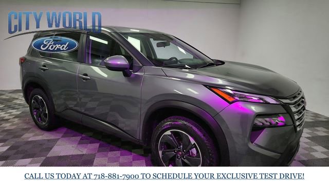 Used 2024 Nissan Rogue SV image 8