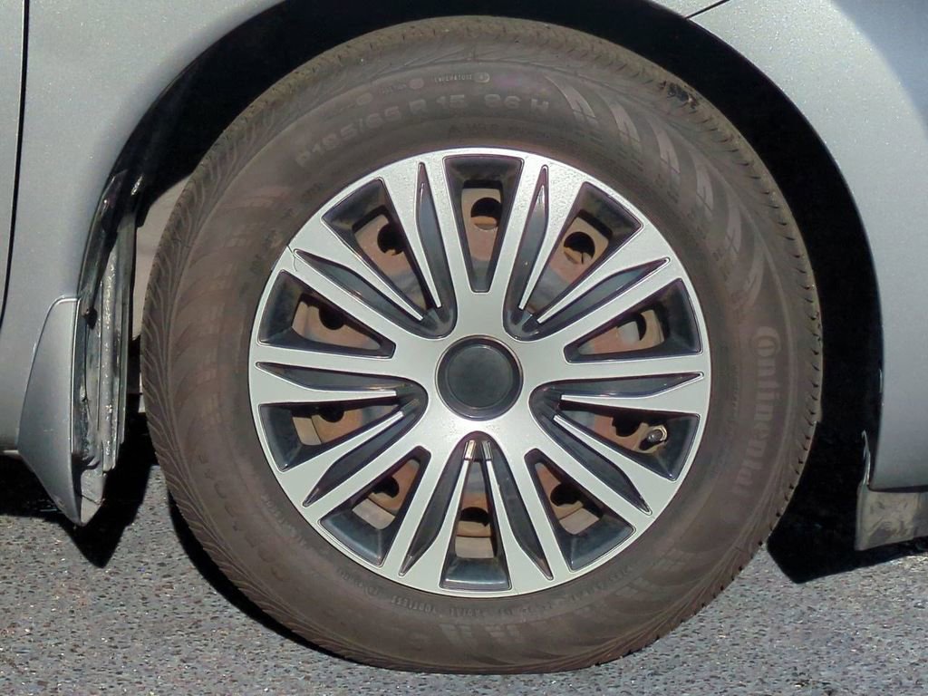 Used 2014 Nissan Versa Note S Plus image 11