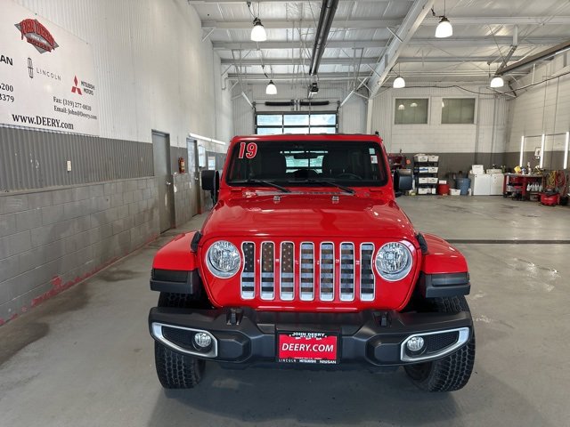 Used 2019 Jeep Wrangler Unlimited Sahara image 2