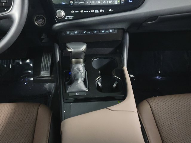 Used 2025 Lexus ES 350 w/ Premium Package FWD image 26