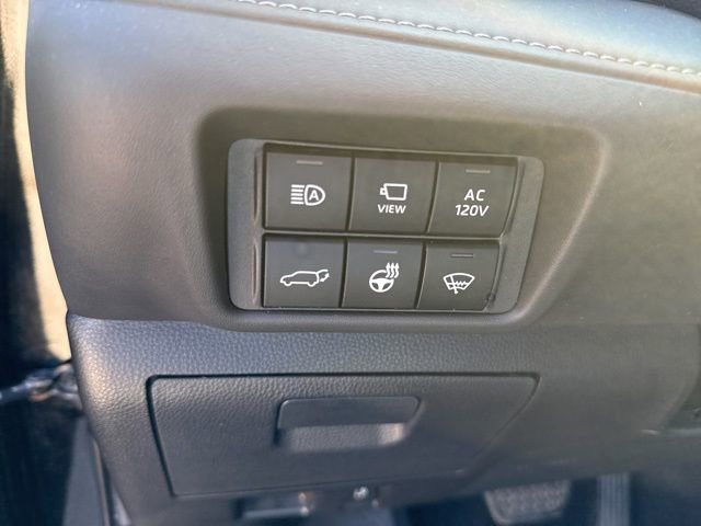 Used 2020 Toyota Highlander Platinum image 12