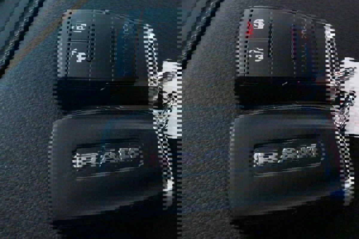 Used 2024 RAM 3500 Tradesman w/ Chrome Appearance Group image 20