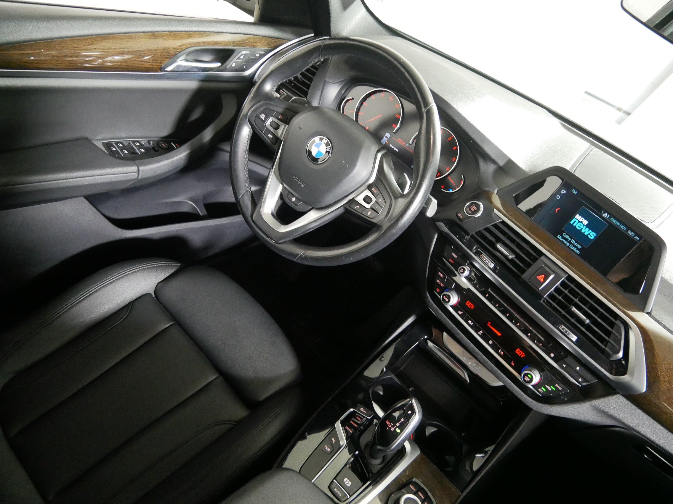 Used 2018 BMW X3 xDrive30i AWD/4WD image 9