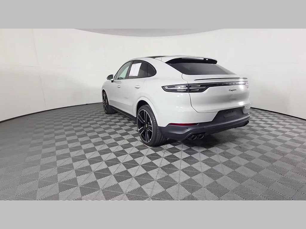 Used 2023 Porsche Cayenne Platinum Edition AWD/4WD image 40