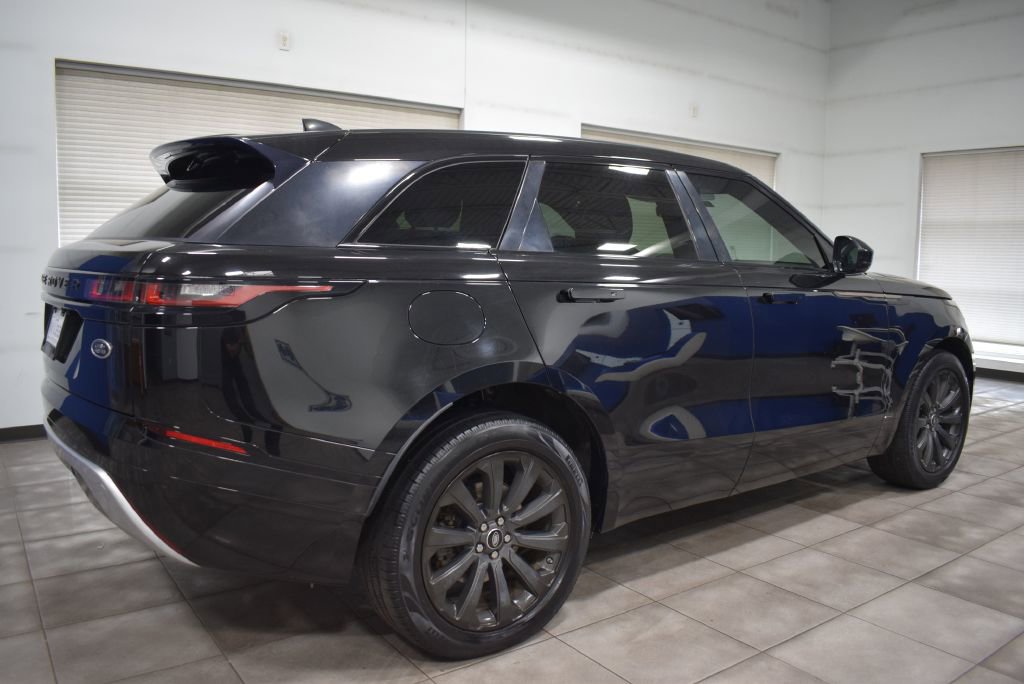 Used 2020 Land Rover Range Rover Velar R-Dynamic S image 4