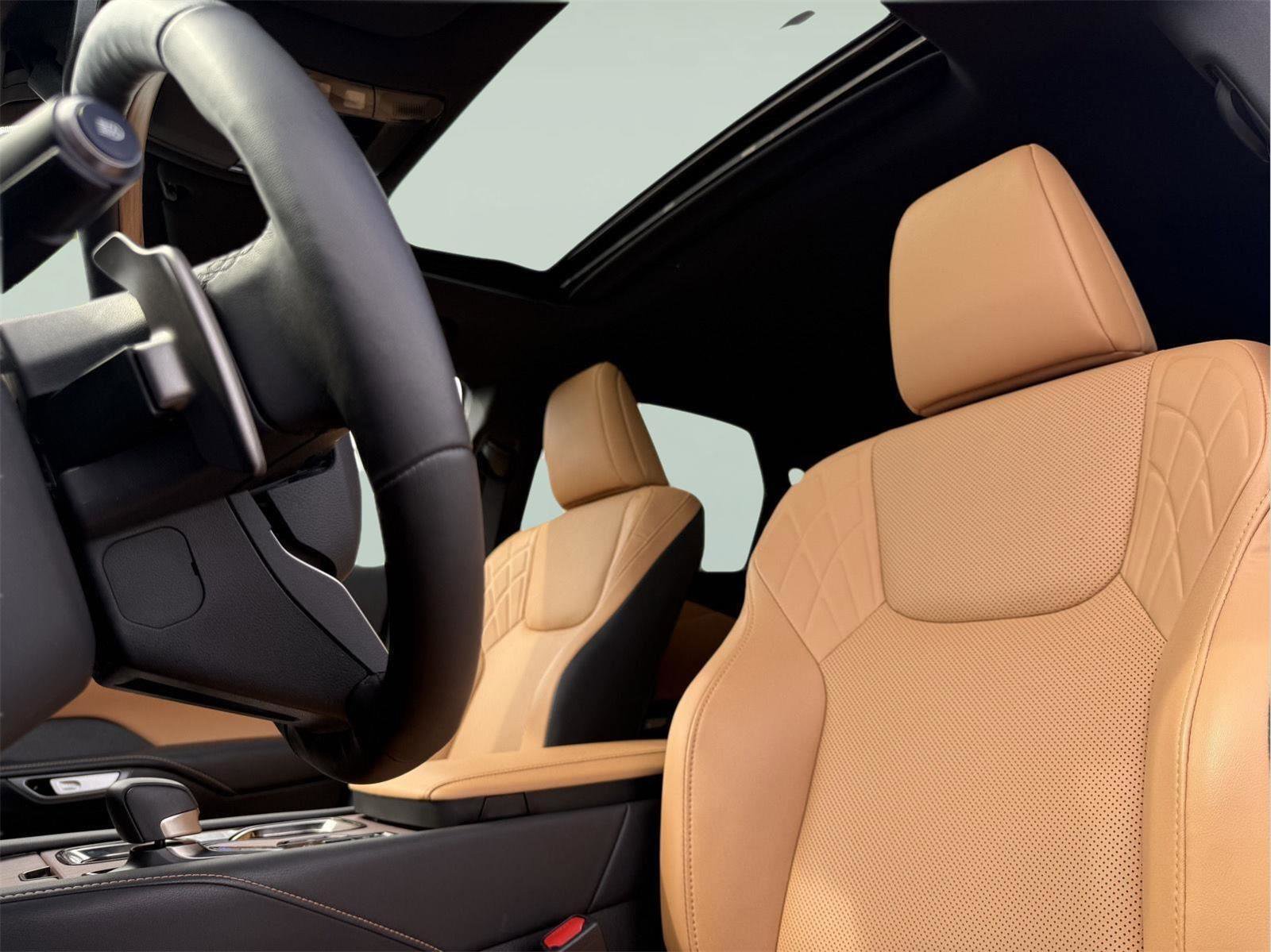 Certified 2025 Lexus RX 350h AWD/4WD image 11