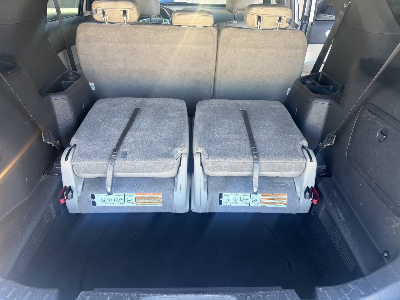 Used 2015 Ford Explorer XLT w/ Equipment Group 202A FWD image 19