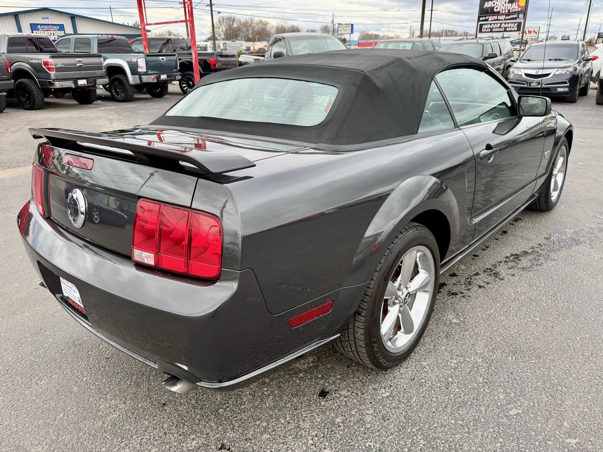 Used 2008 Ford Mustang GT RWD image 5