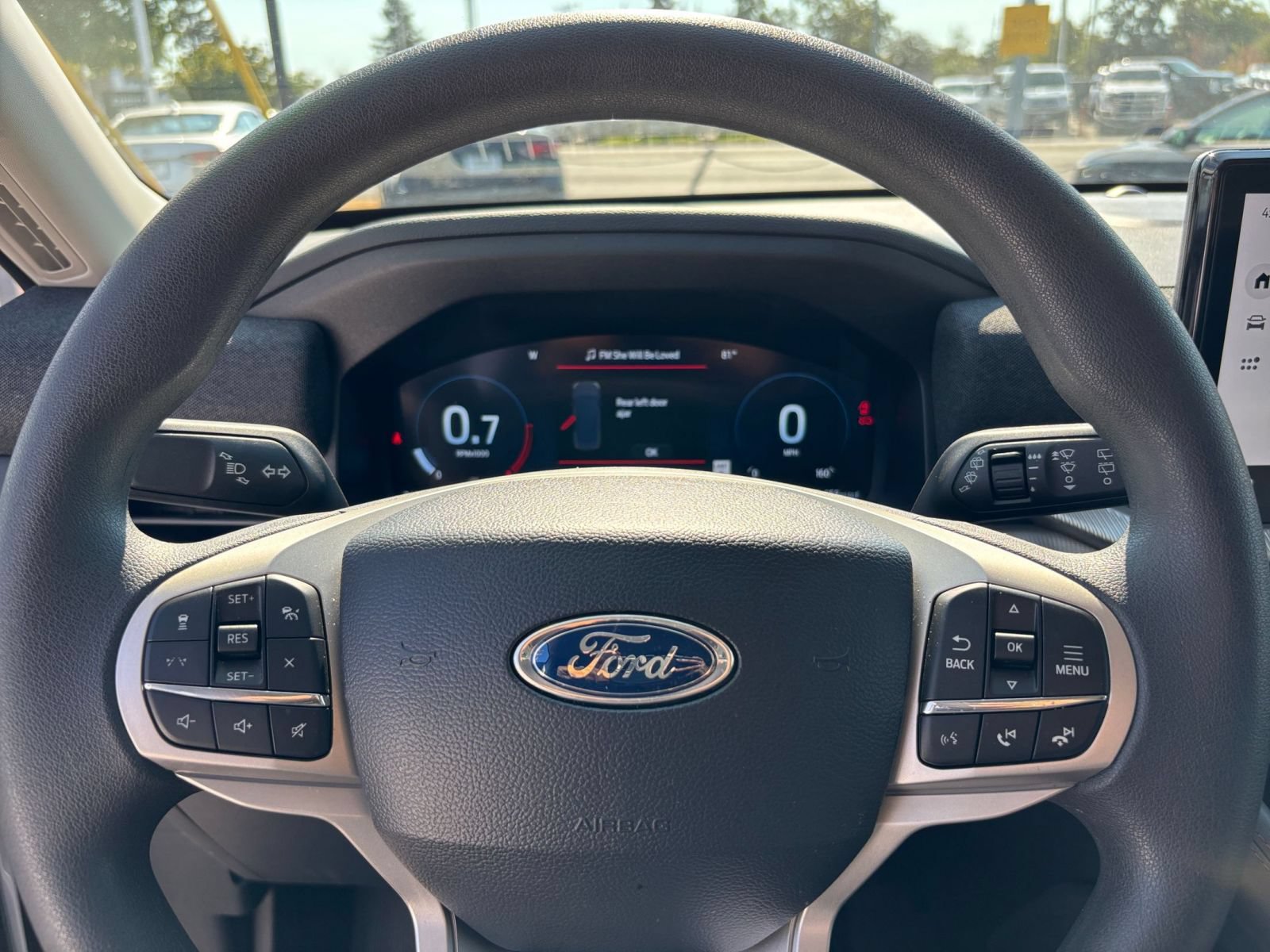 Used 2026 Ford Explorer Active AWD/4WD image 29