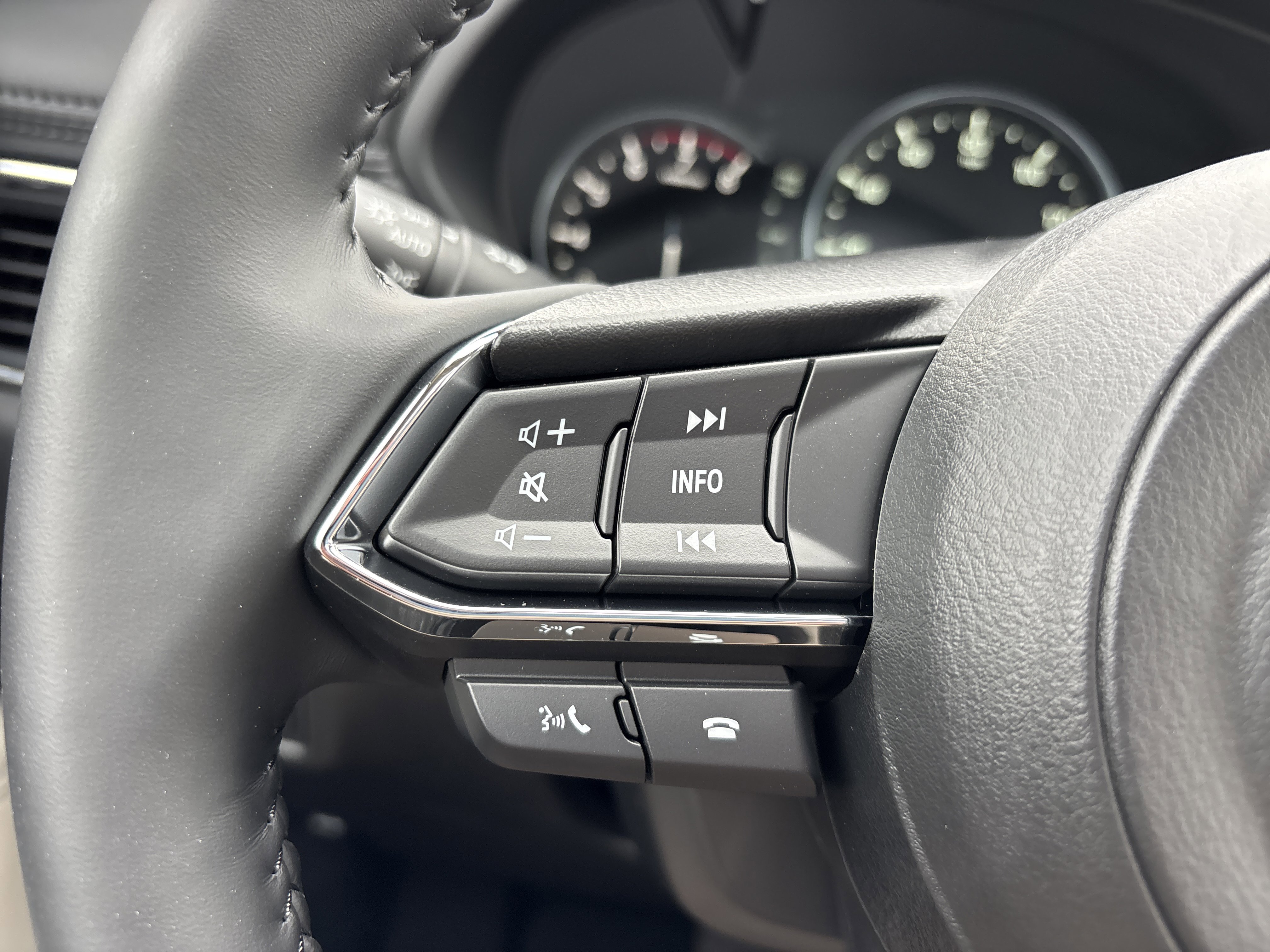 New 2025 MAZDA CX-5 AWD 2.5 S w/ Premium Plus Pkg image 28