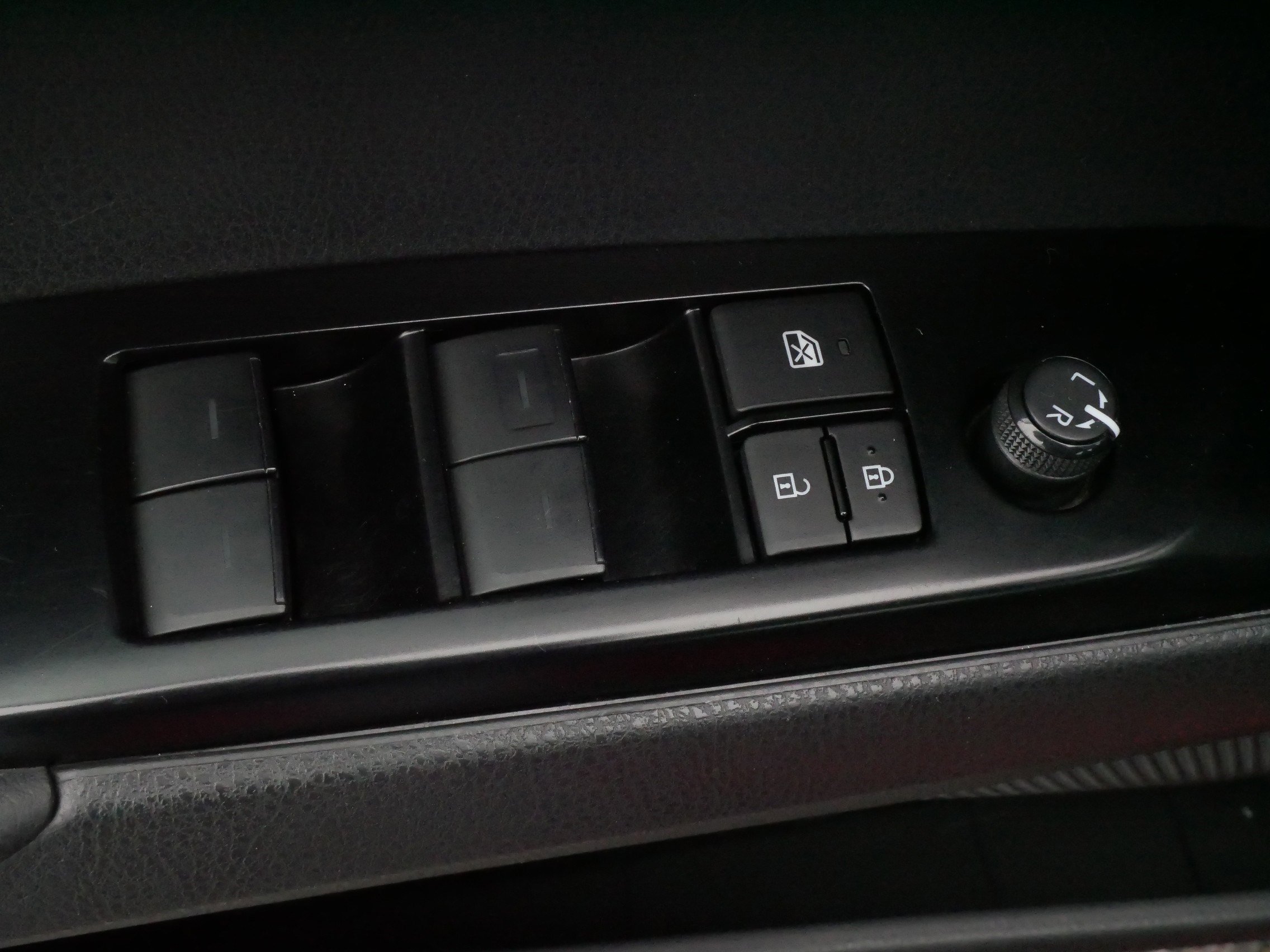 Certified 2025 Toyota Camry SE FWD image 19