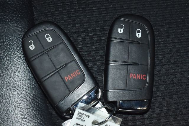 Certified 2025 Jeep Compass Trailhawk image 21