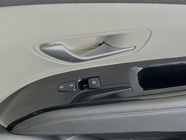 Used 2022 Hyundai Tucson Limited image 32