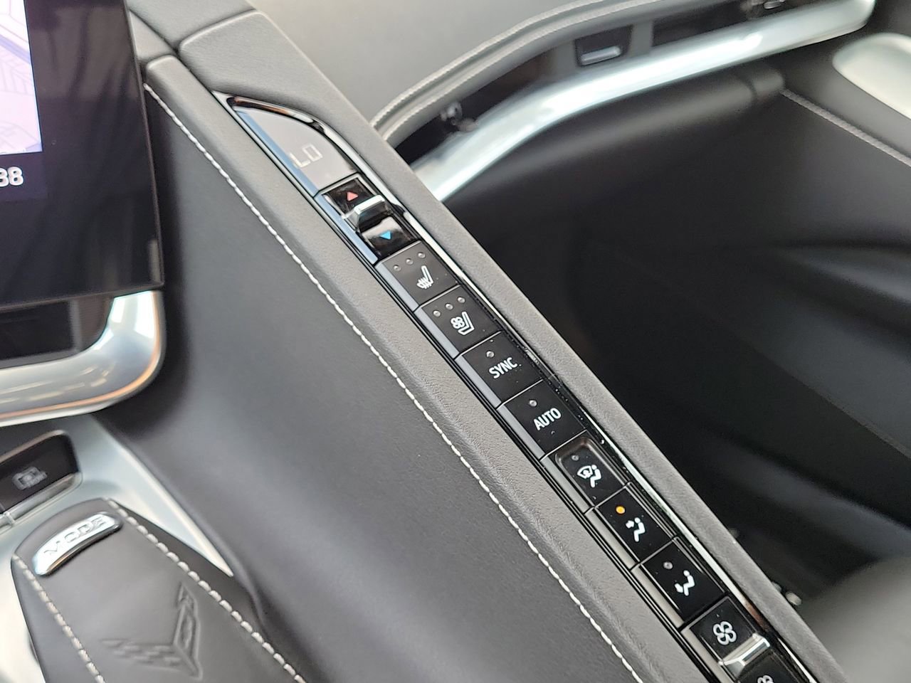 Used 2021 Chevrolet Corvette Stingray Preferred Cpe w/ 2LT image 22