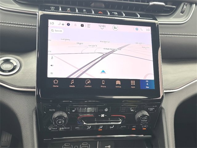 New 2025 Jeep Grand Cherokee L Limited w/ Black Appearance Package image 12