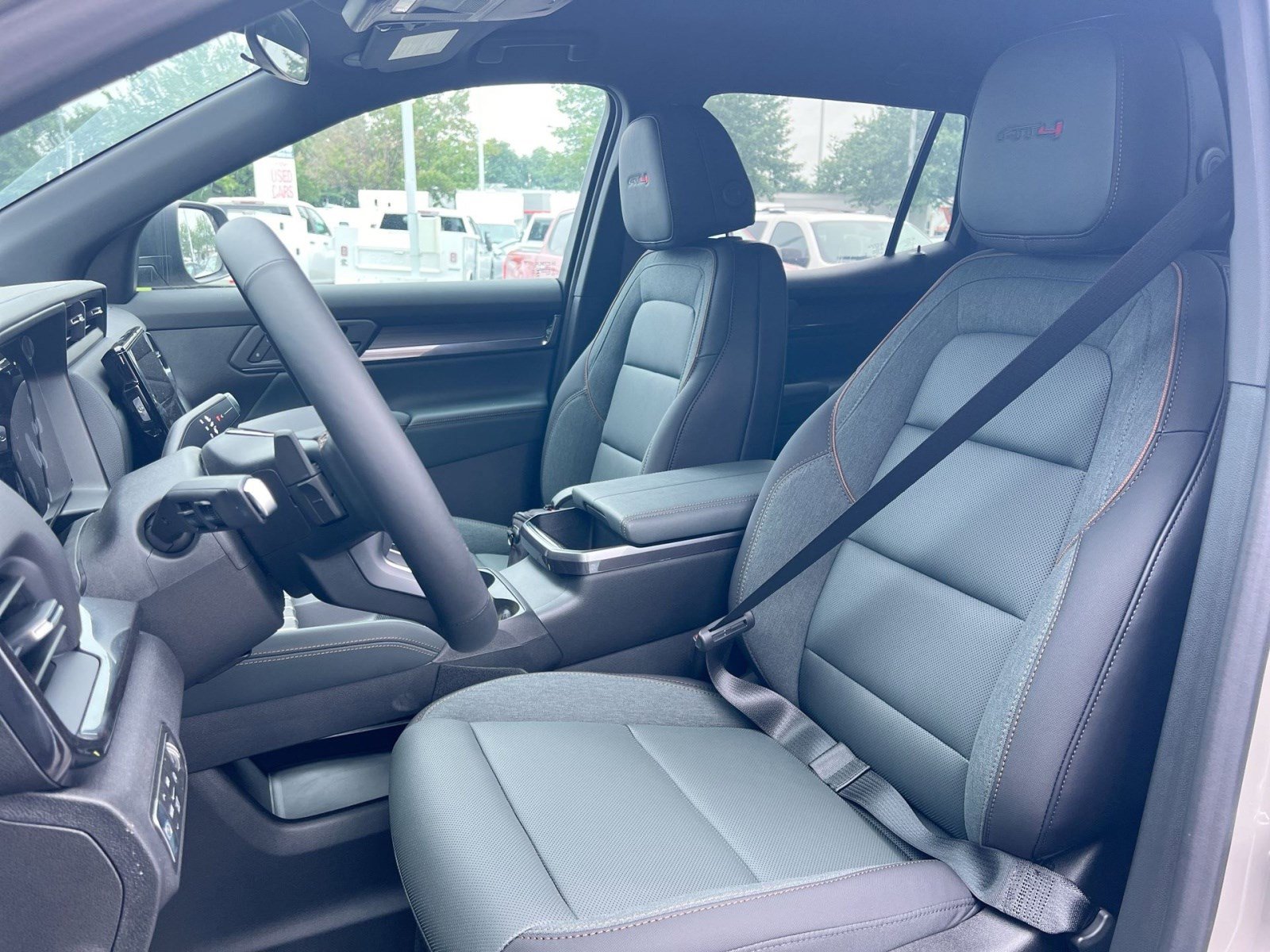 New 2026 GMC Terrain AT4 image 13