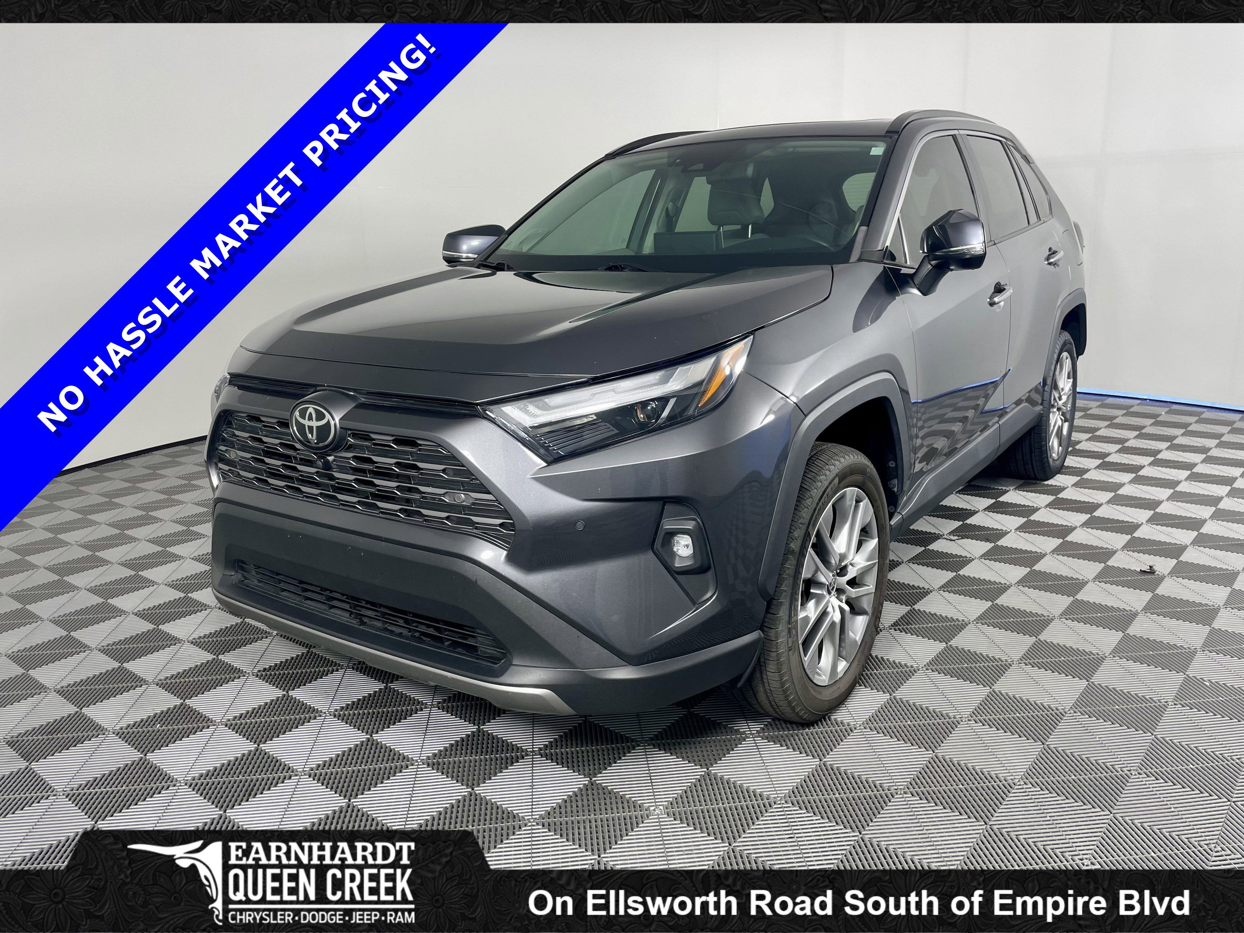 Used 2022 Toyota RAV4 Limited AWD/4WD image 1