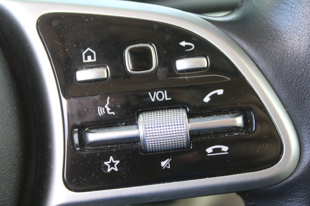 Used 2021 Mercedes-Benz GLE 350 4MATIC image 33