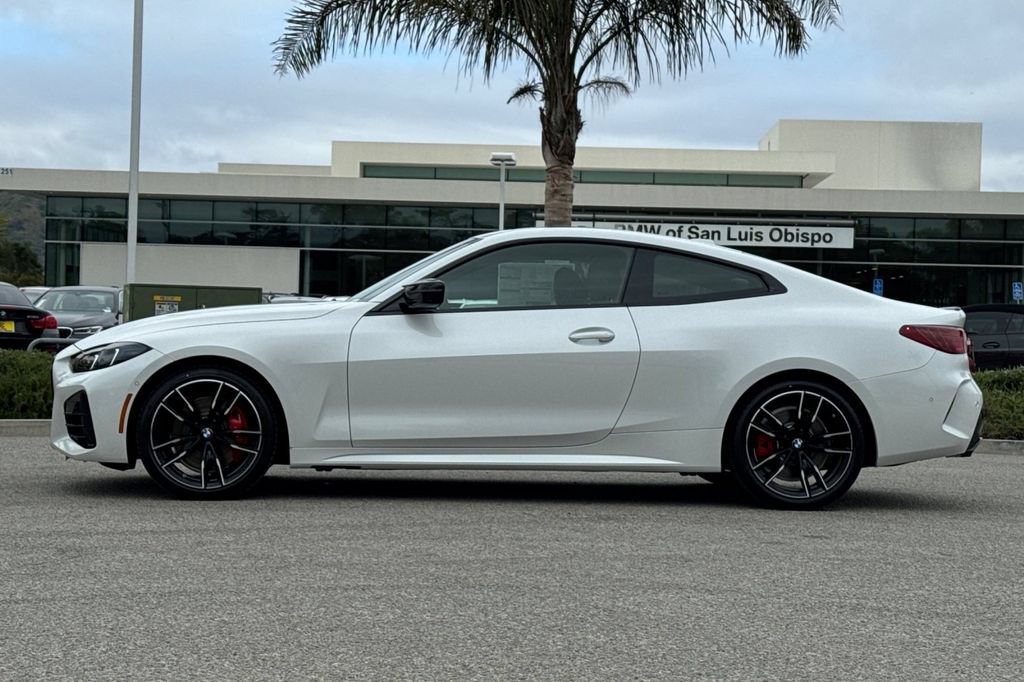 New 2027 BMW M440i Coupe RWD image 6