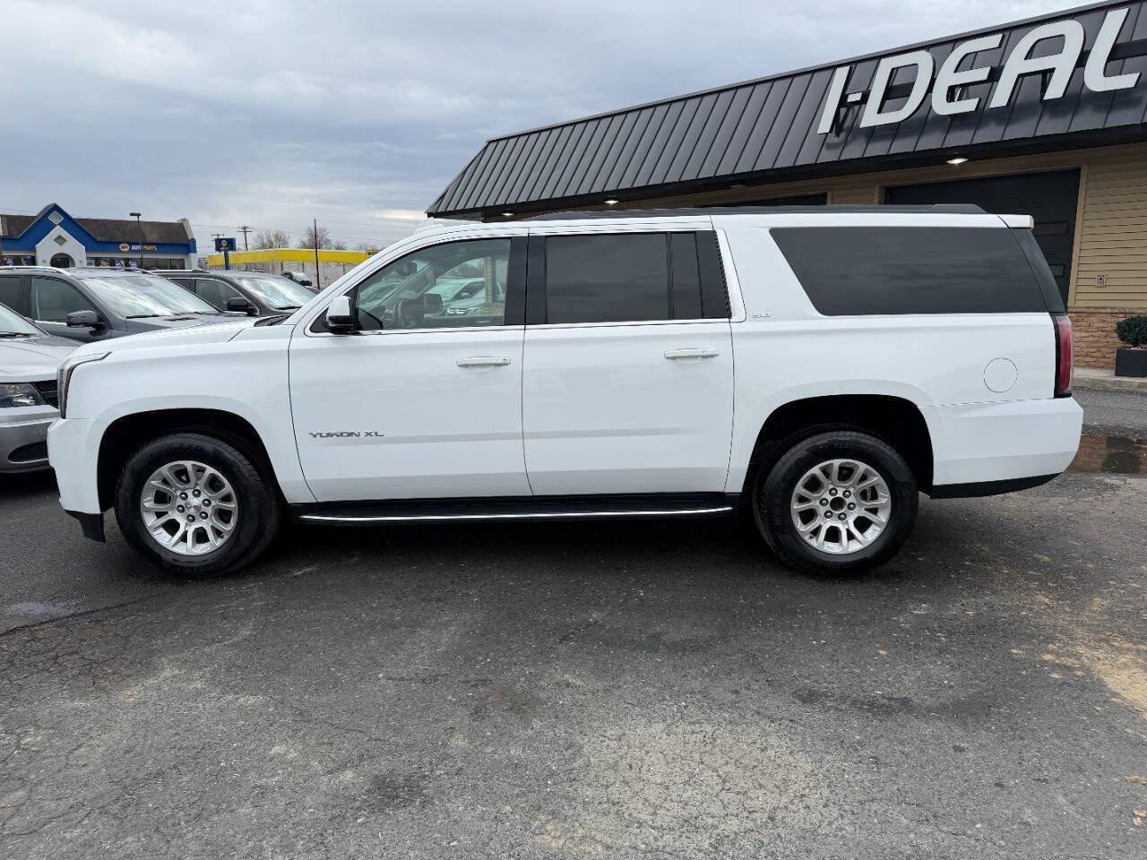 Used 2019 GMC Yukon XL SLT w/ Open Road Package image 13