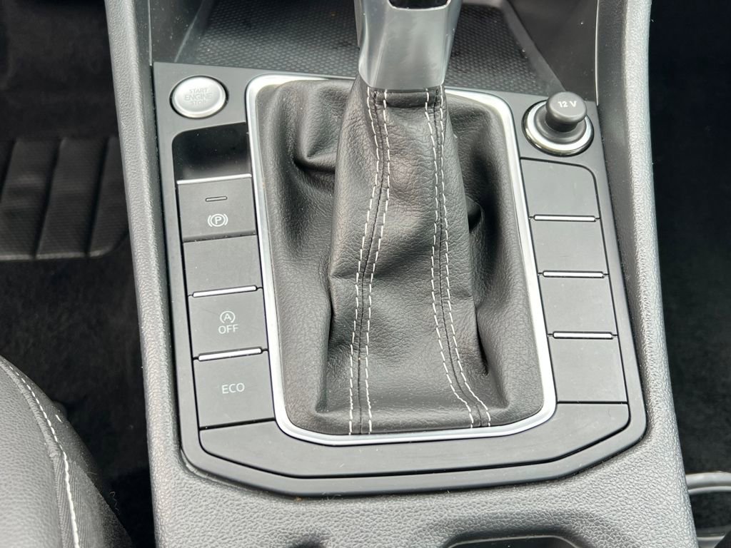 Used 2024 Volkswagen Jetta SE image 23