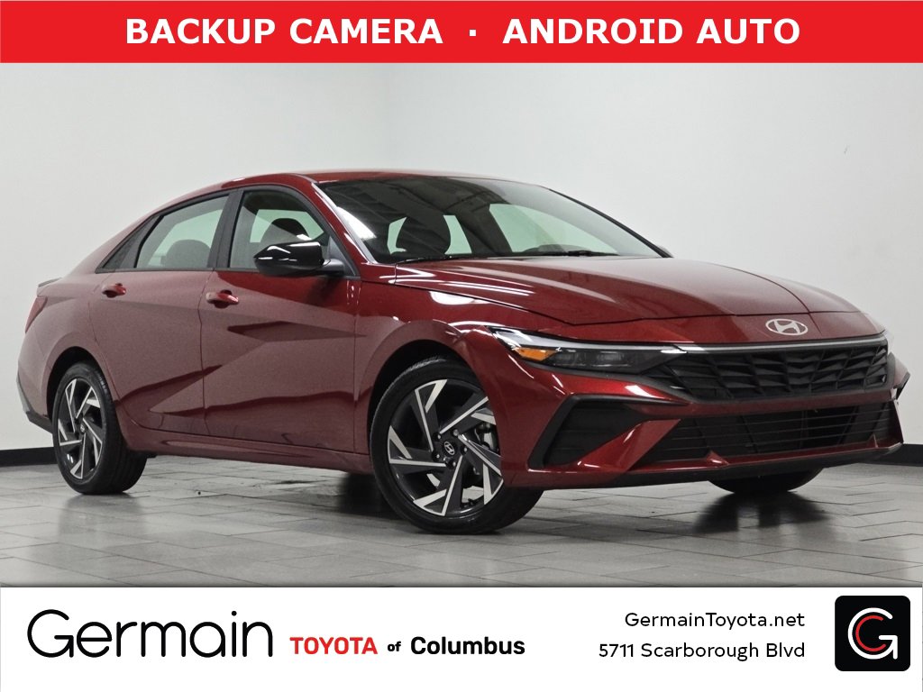 Used 2025 Hyundai Elantra Sport image 1