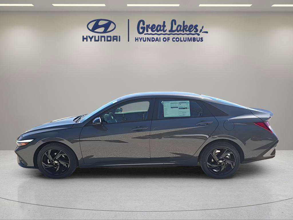 New 2026 Hyundai Elantra Sport FWD image 3