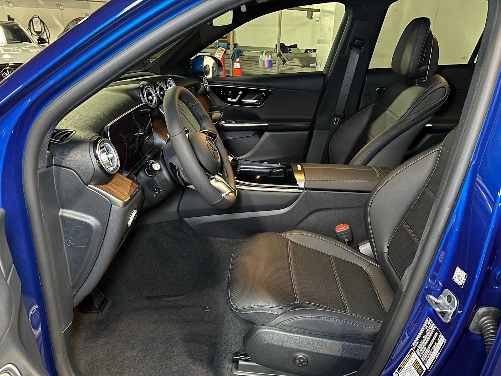 New 2025 Mercedes-Benz GLC 300 4MATIC image 20