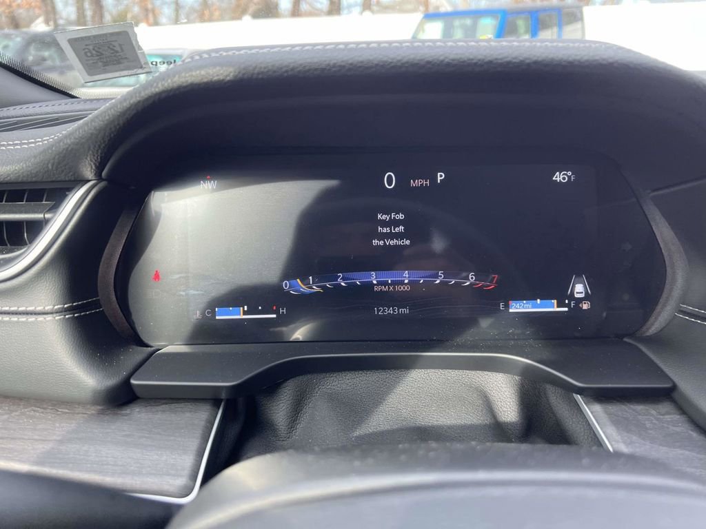 Used 2025 Jeep Grand Cherokee L Limited image 30