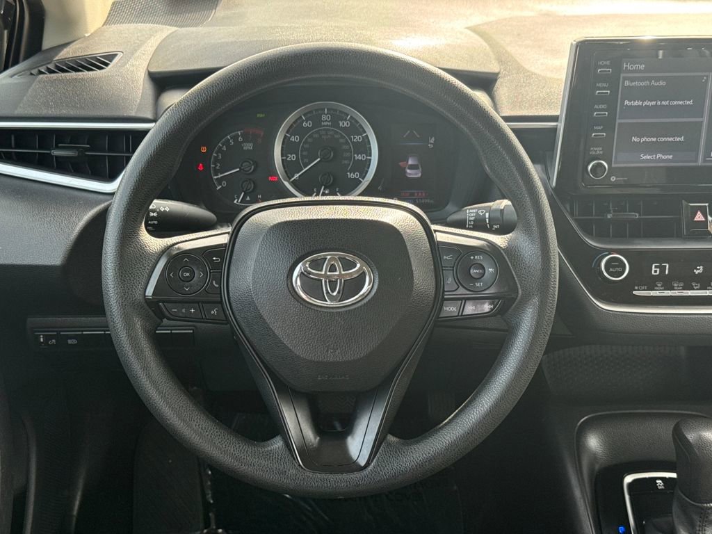 Used 2021 Toyota Corolla LE image 12