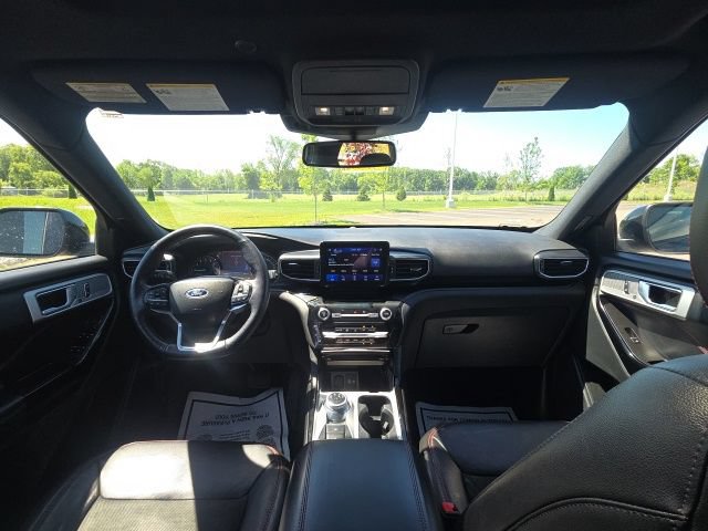 Used 2022 Ford Explorer ST-Line w/ Class IV Trailer Tow Package AWD/4WD image 20