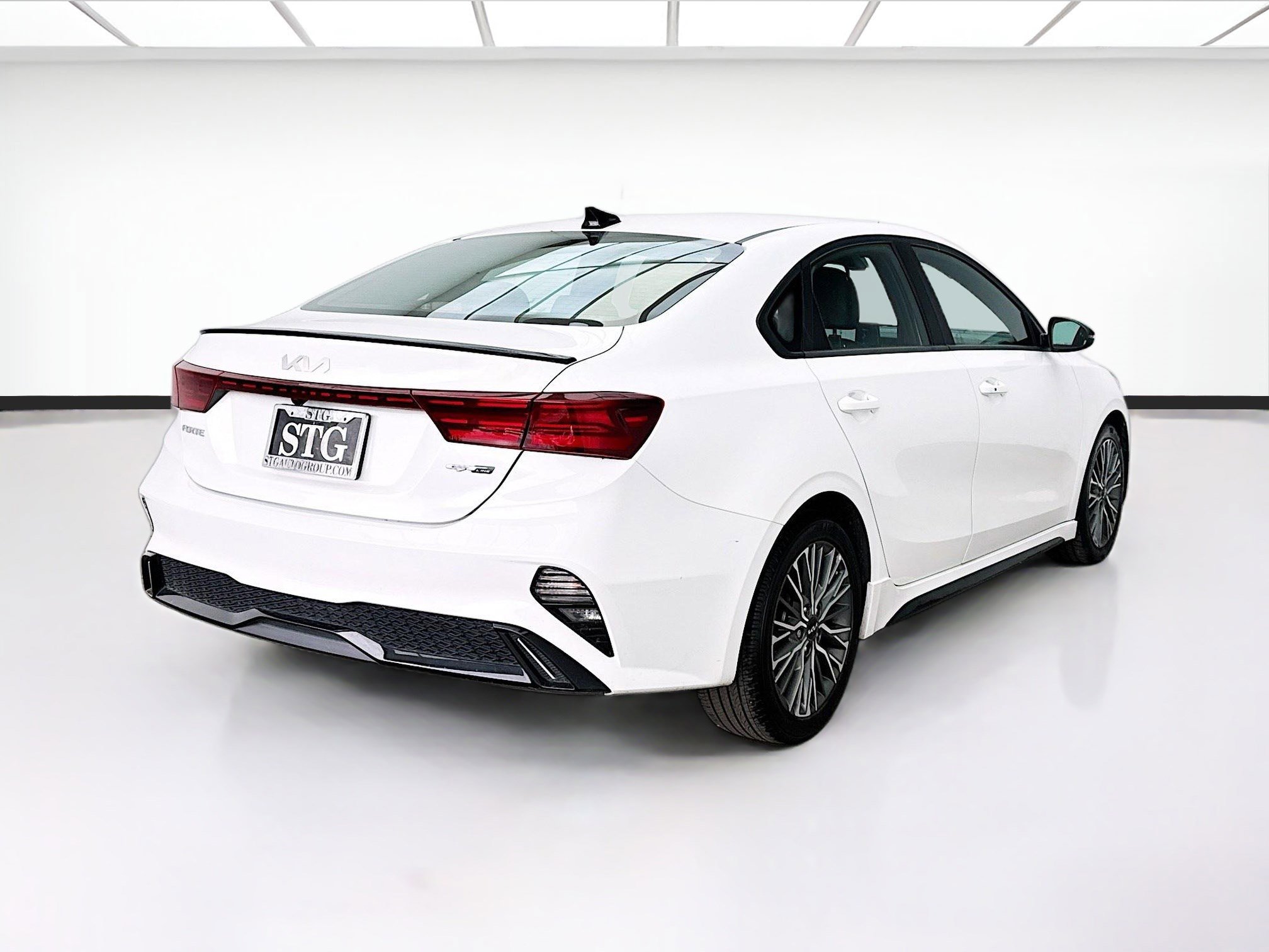 Used 2024 Kia Forte GT-Line FWD image 4