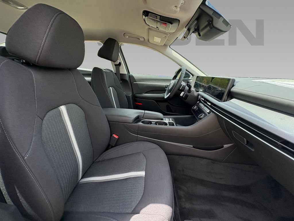 New 2026 Hyundai Sonata SEL FWD image 9