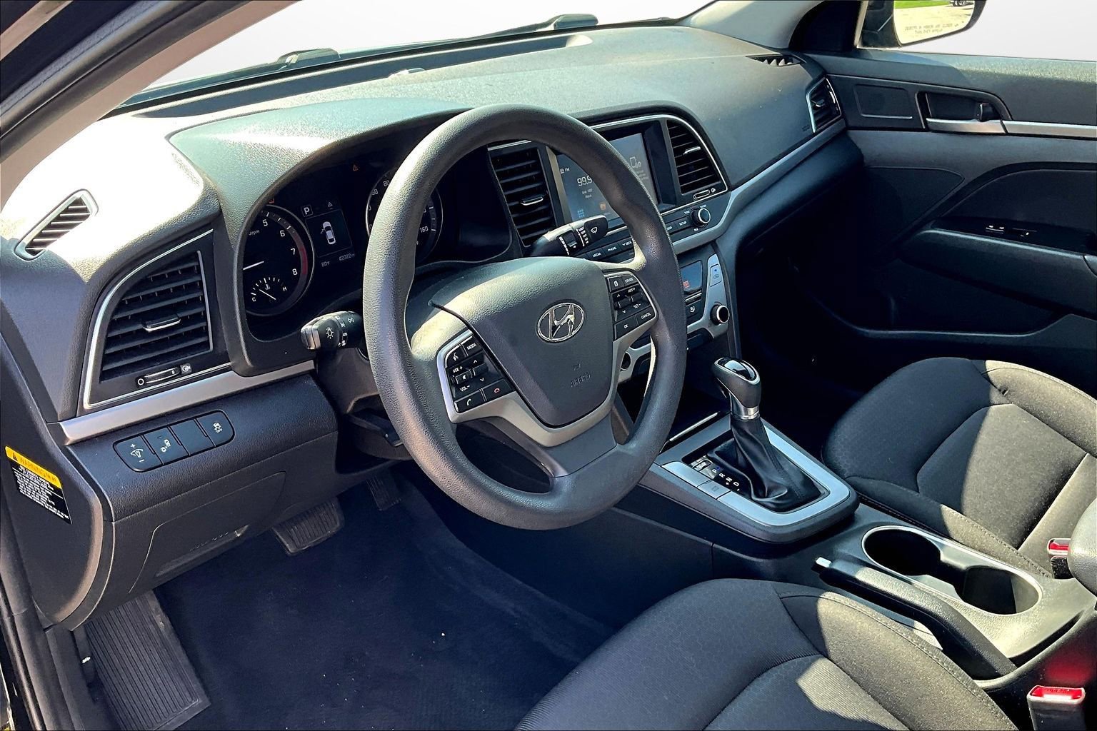 Used 2018 Hyundai Elantra SEL image 19