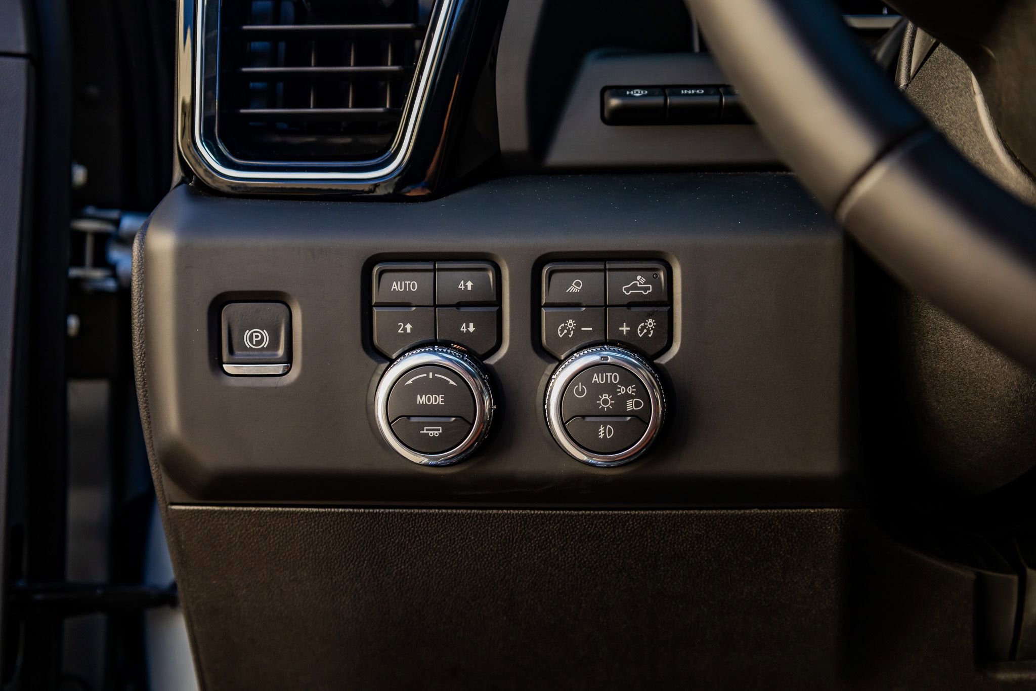 Used 2026 GMC Sierra 3500 Denali Ultimate image 22