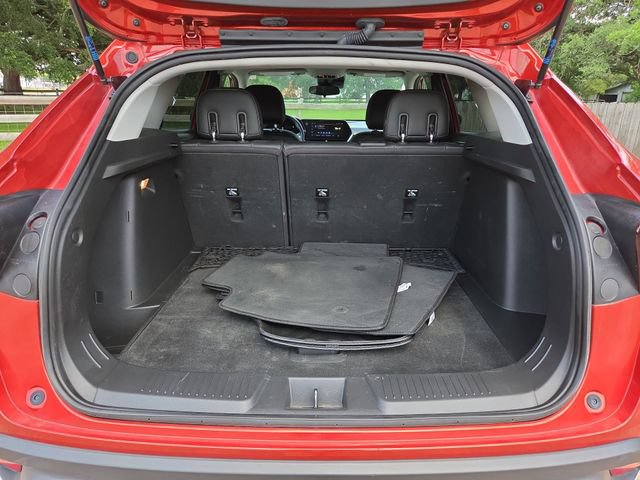 Certified 2024 Chevrolet Trax LT w/ Driver Confidence Package FWD image 25