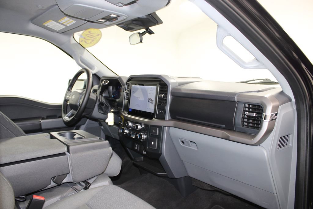 Used 2025 Ford F150 XLT w/ Equipment Group 301A Standard image 27